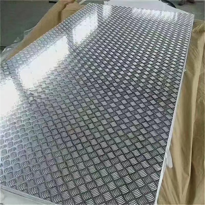 铝花纹板